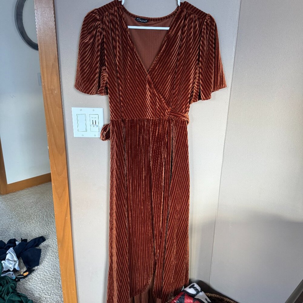 Rust Velvet Wrap Midi Dress - Unbranded